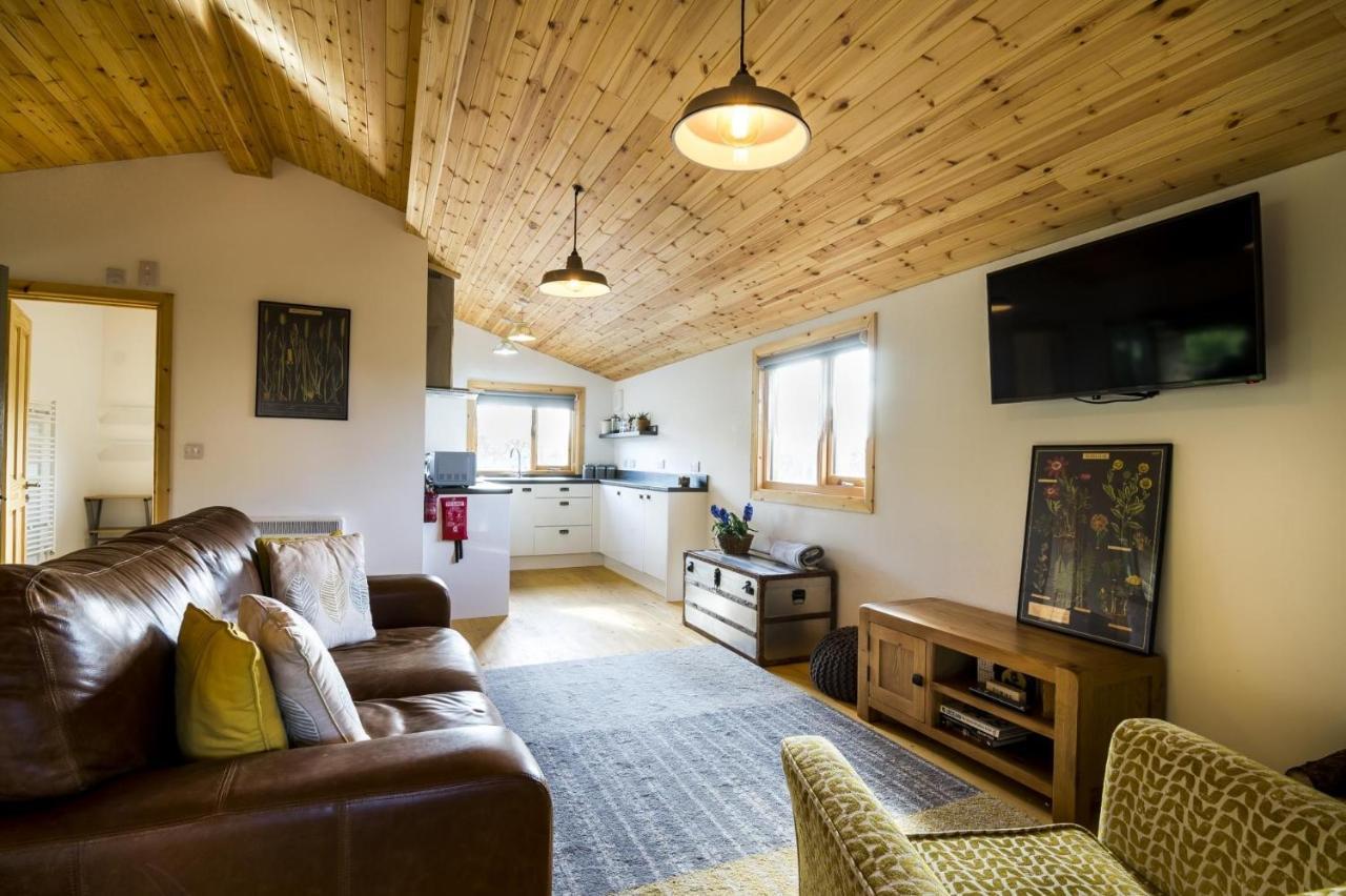 Laurel Lodge - 2 Bedroom Log Cabin - St Florence Saint Florence Dış mekan fotoğraf