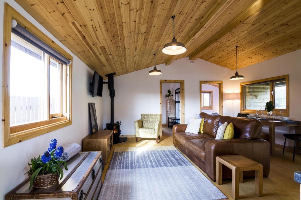 Laurel Lodge - 2 Bedroom Log Cabin - St Florence Saint Florence Dış mekan fotoğraf