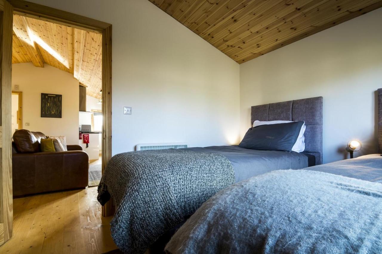 Laurel Lodge - 2 Bedroom Log Cabin - St Florence Saint Florence Dış mekan fotoğraf